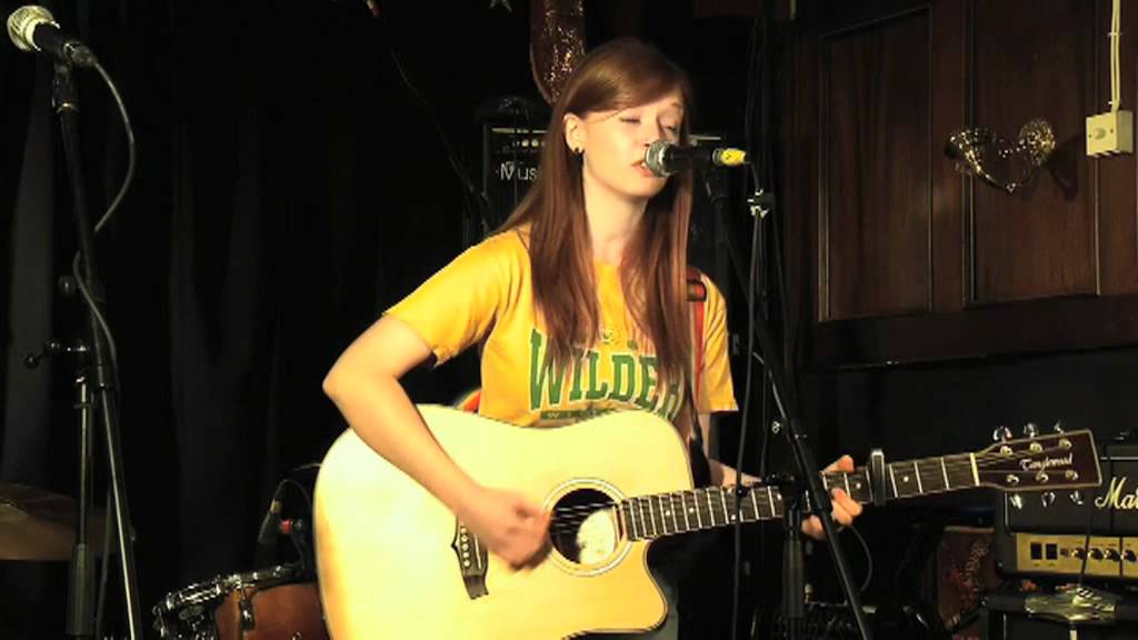 Orla Gartland - Adventure Time (Venue@Bradog) LIVE