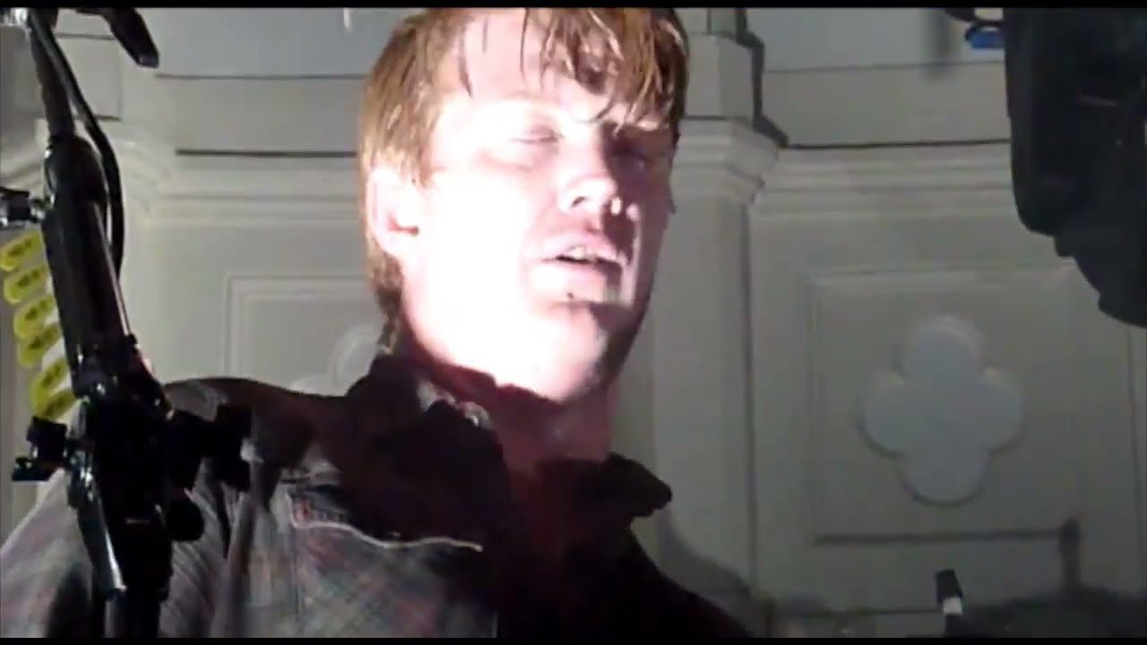 Queens of the Stone Age - Mexicola live @ Paradiso 2011 (Multicam)