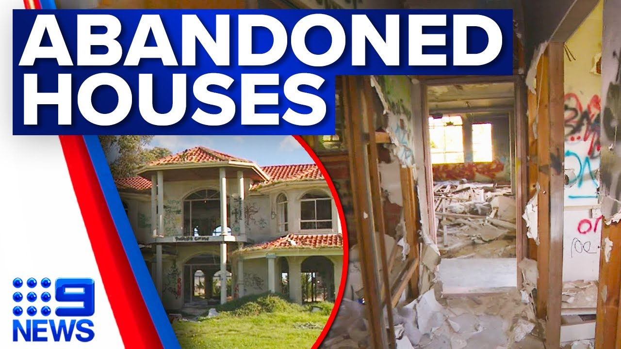 Abandoned homes across Melbourne left to rot amid housing crisis | 9 News Australia