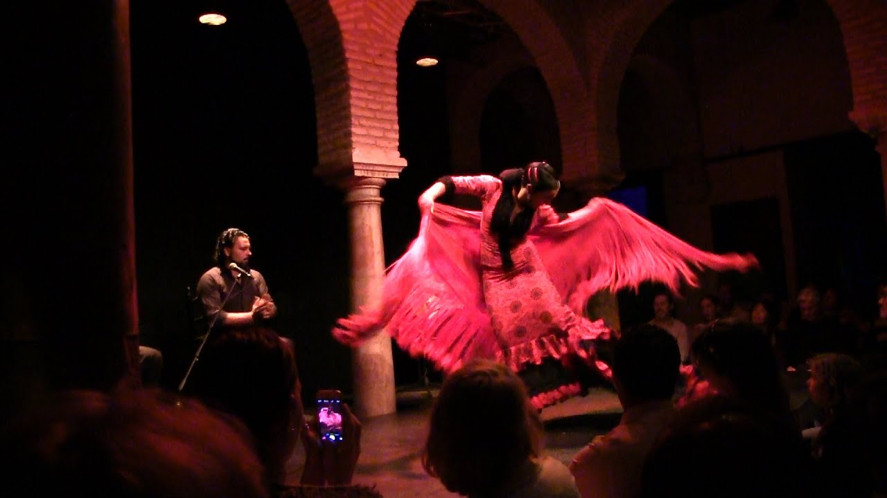 Flamenco show at Flamenco Museum Seville 1 nov 2014