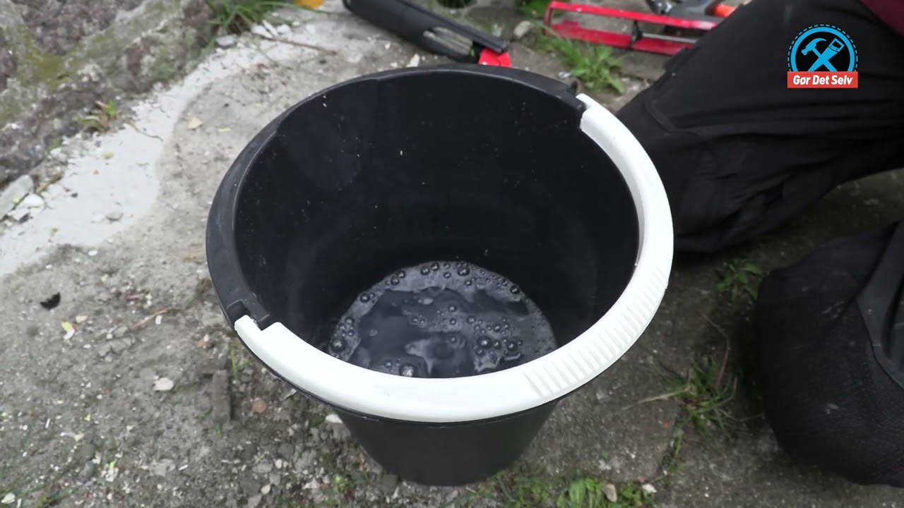 Bundfugen er ødelagt. Sådan løser du det