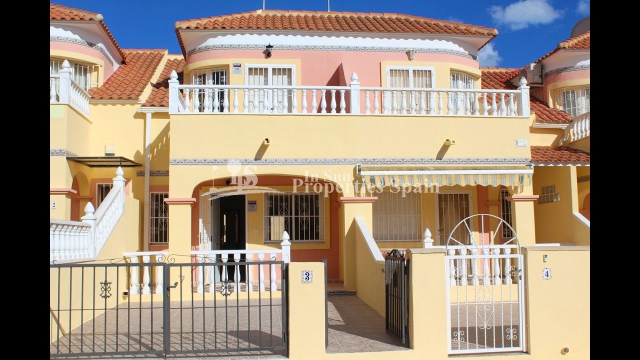 FOR SALE, REF 12463 Townhouse, Las Filipinas/Villamartin Area, 3 bed, 2 bath, garden €156,000