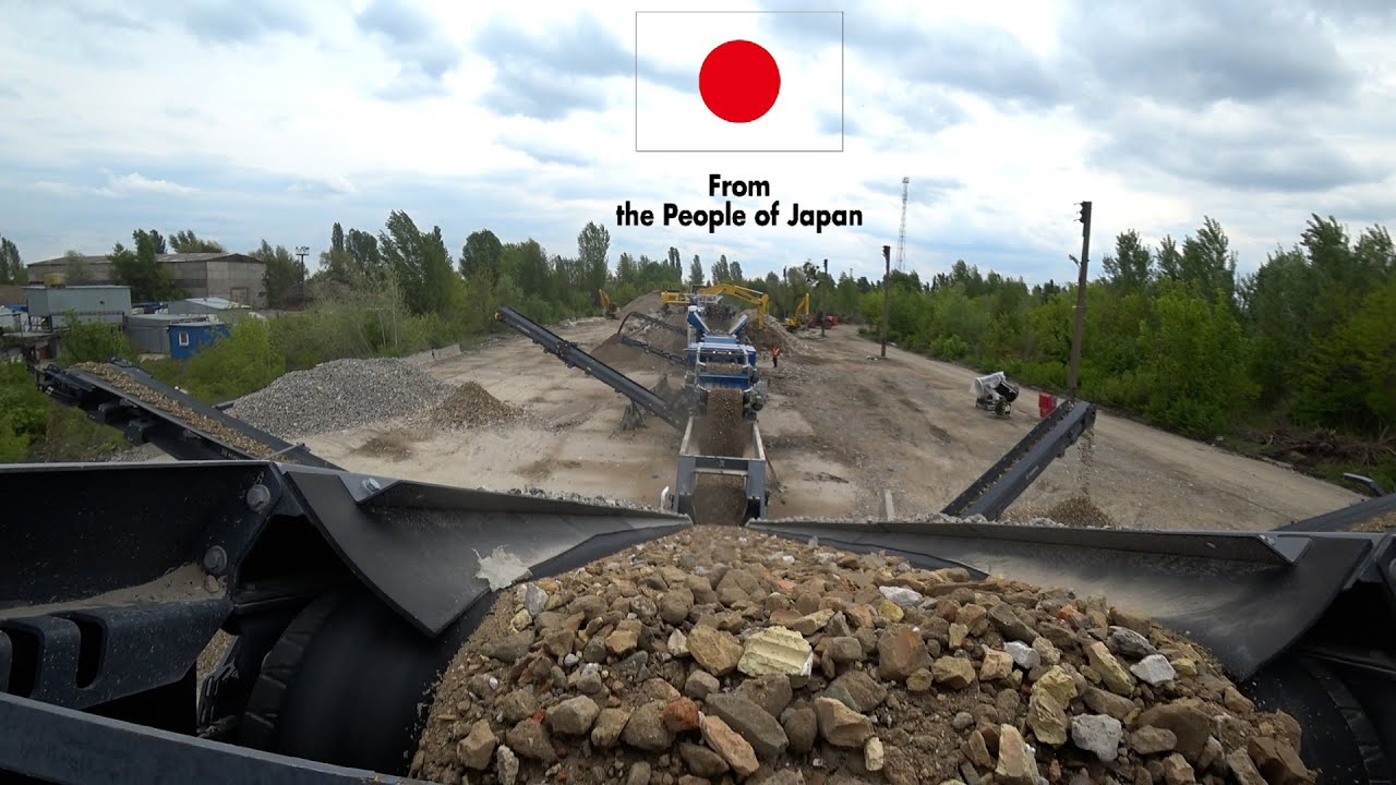 Kleemann Brick Recycling Line in Action. Gifted by 