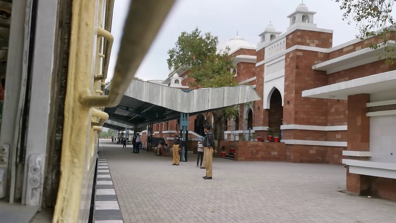 Pakistan Railways Rawalpindi-Attock Safari Tourist Train Arriving Hassan Abdal Railway Station