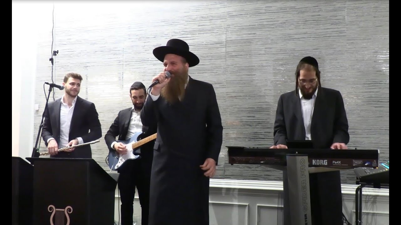 Heeneh Anoichi - Tzvika  - צביקה - הנה אנוכי