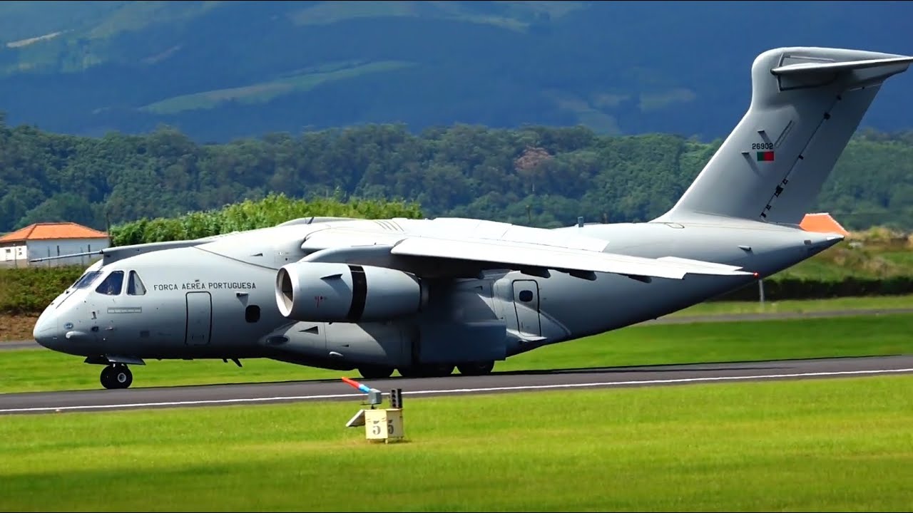 Is the Embraer KC-390 Better than the Airbus A400M Atlas?? | Lajes Terceira Island Azores