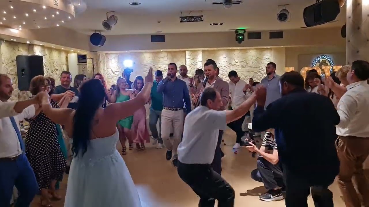 Ηπειρώτικο γλέντι σε βάφτιση Κώστας Σταύρου- Βαγγέλης Κυριάζος