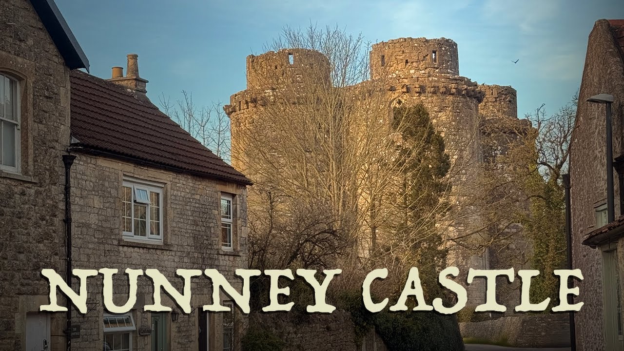 Nunney Castle, Evening Flight on the 20th March, 2025
