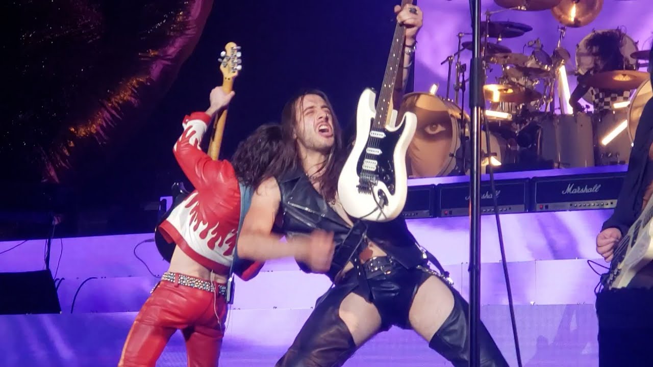 16  Si te vas - Moderatto Auditorio Nacional 2022
