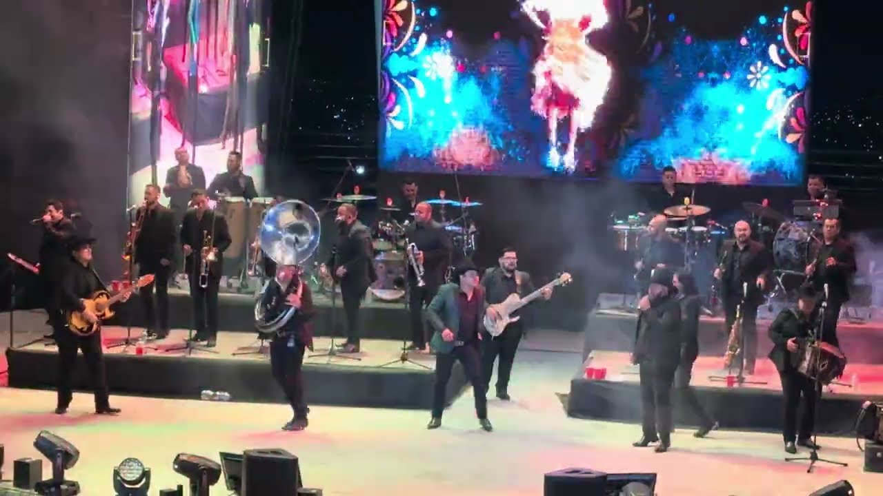 Popurri Julion Alvarez (En Vivo) 