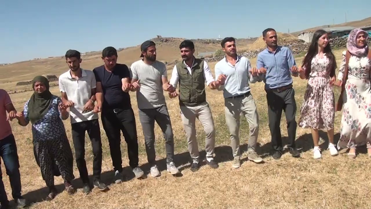 kağızman Akyayla (kızılokız) köyü güzel bir aile düğünü Zilan Müzik