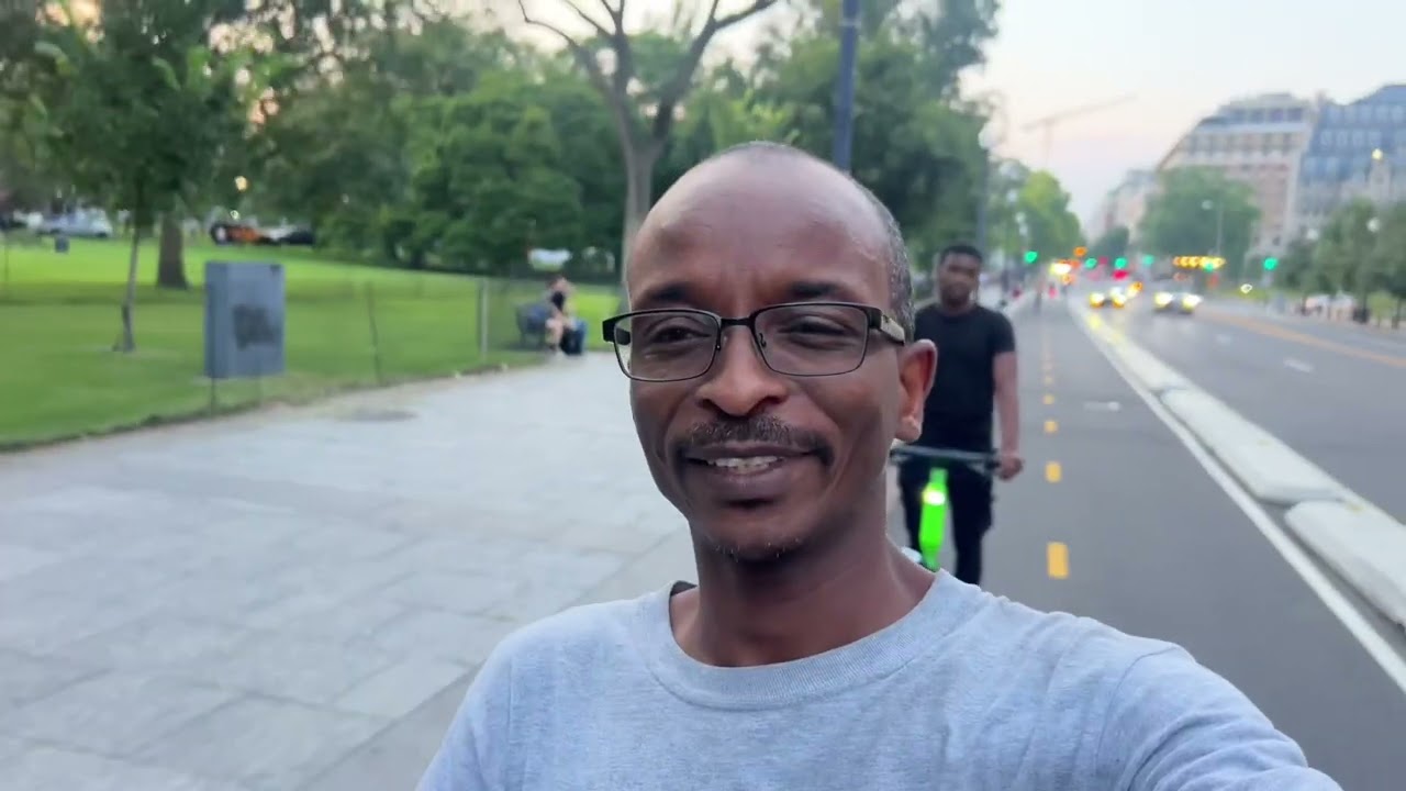Mun kewaye Washington a scooter