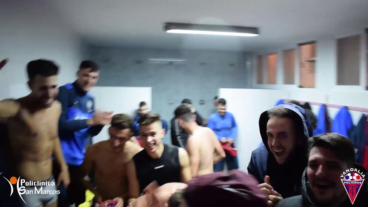 En los vestuarios tras el Campotejar - Vandalia 0-2 · 1ª Andaluza Senior