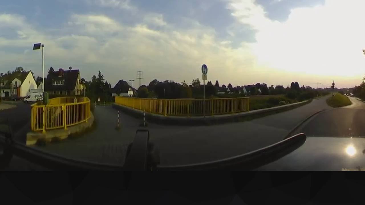 360-Grad-Fahrt durch Düsseldorf-Wersten