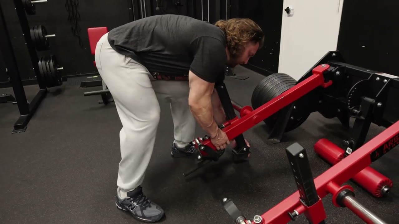 Equipment Tour: Shrug RDL Machine by Arsenal Strength