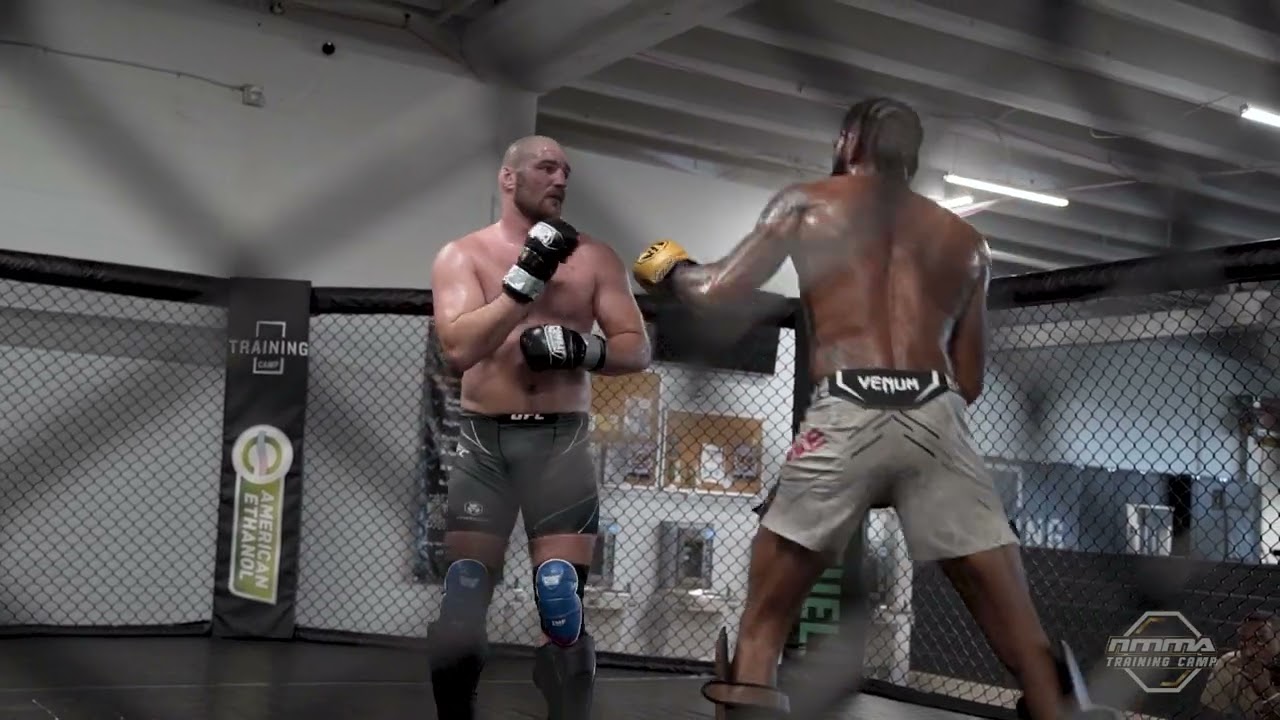 SPARRING WAR at Nashville MMA: Sean Strickland vs Philip Rowe