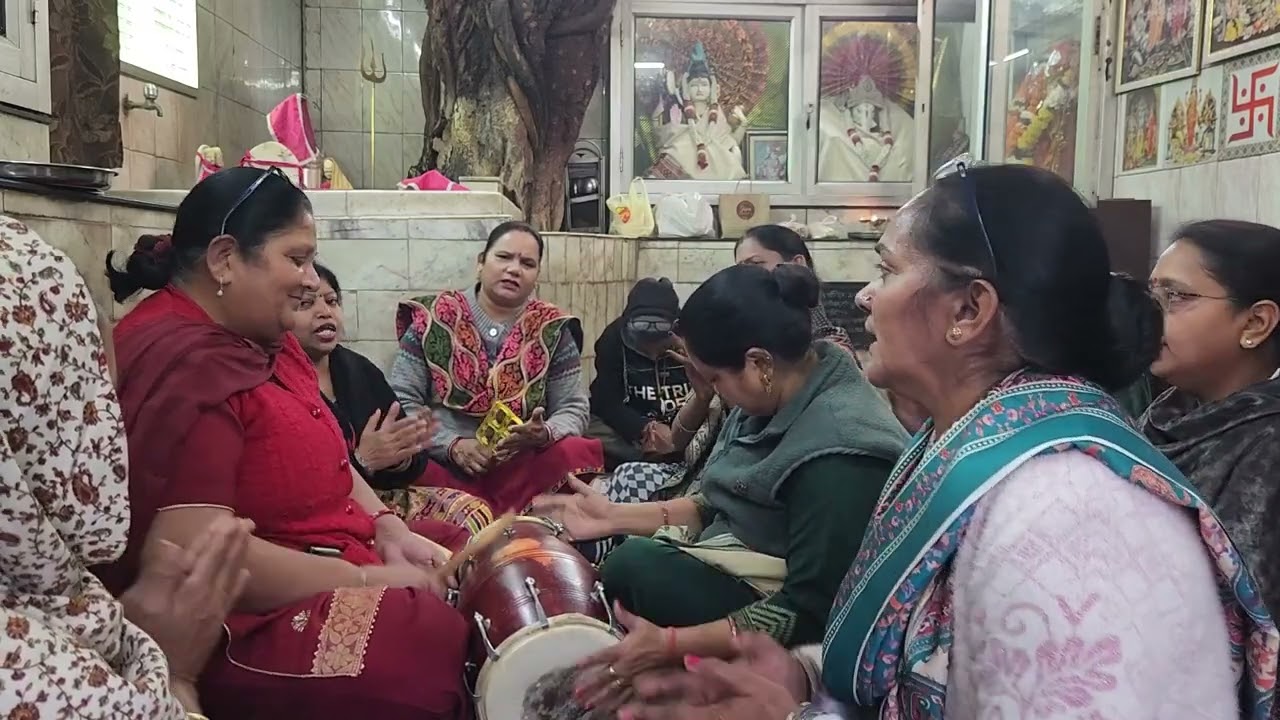 Jai Mata di #happy 🙌 Basant panchami