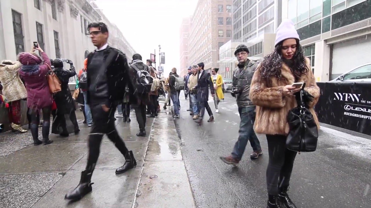 New York Fashion Week Street Scenes 2016 - Splendour and Luxurious Insouciance