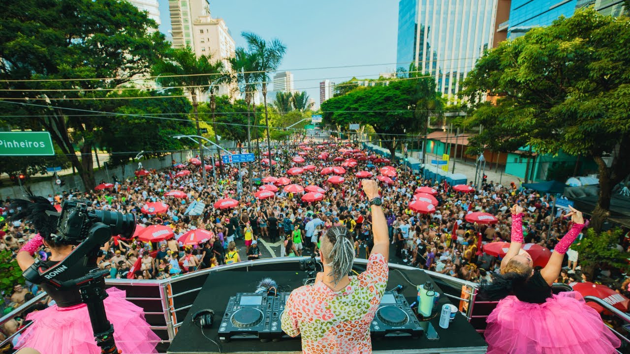 Dre Guazzelli - Bloco Dre Tarde 2025 - Carnaval de S&atilde;o Paulo