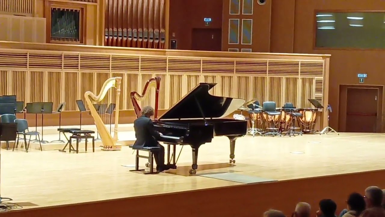 F. Liszt - Hungarian Rhapsody No 2 [Davide Dentuti]