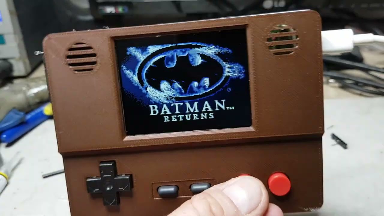 DIY Atari Lynx. First Blood ;)