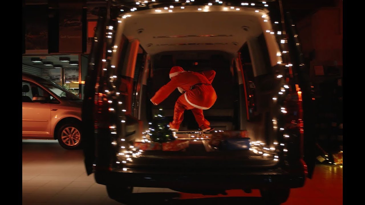 Santa On Skateboard ?