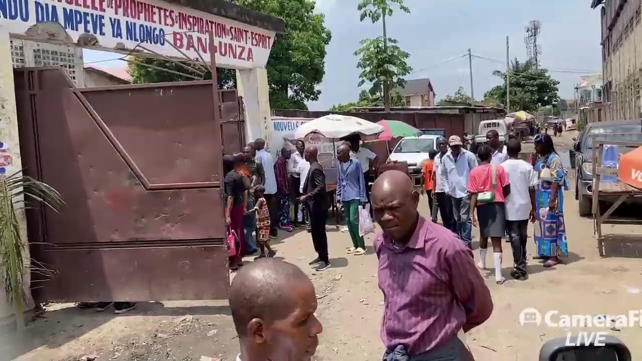 HOMMAGE A PAPA PEDRO NGOSUNGU