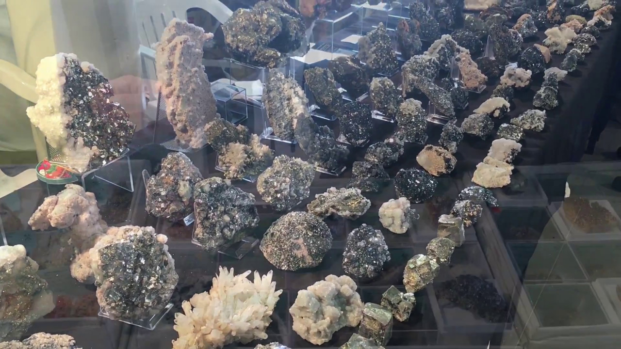 Genova Mineral Show, al Porto Antico in mostra pietre e fossili