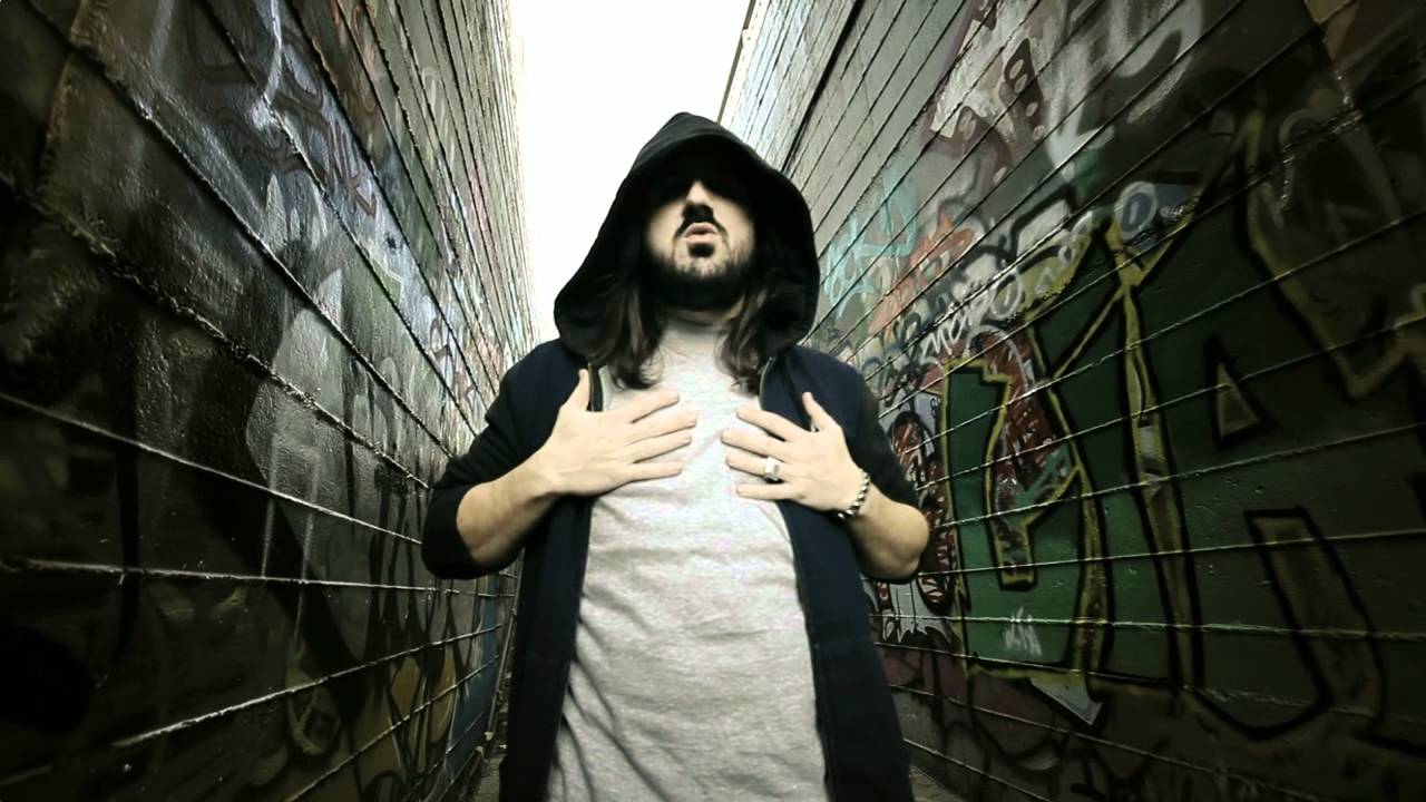 PIOTTA - Io non rido (Official street video HD)