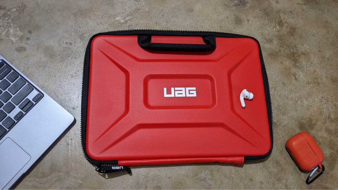UAG Medium Sleeve for Macbook or Chromebook with Handle
