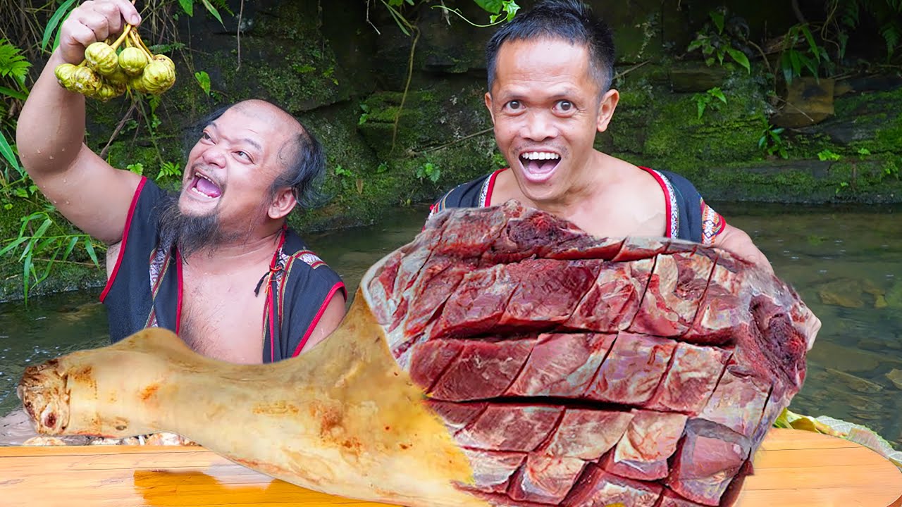 Slow Roasted Beef Leg - 500 Year Old Beef Leg Recipe - Dwarf Food Primitive