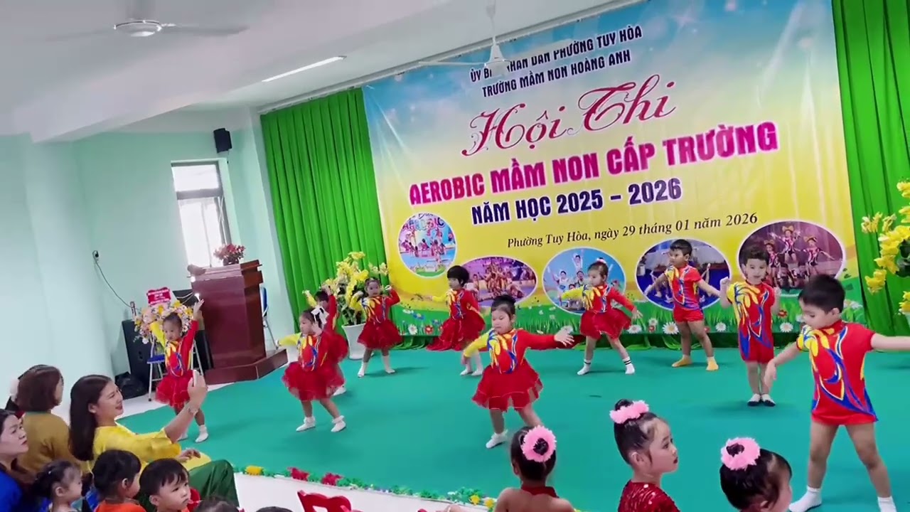 Múa aerobics tự chọn 