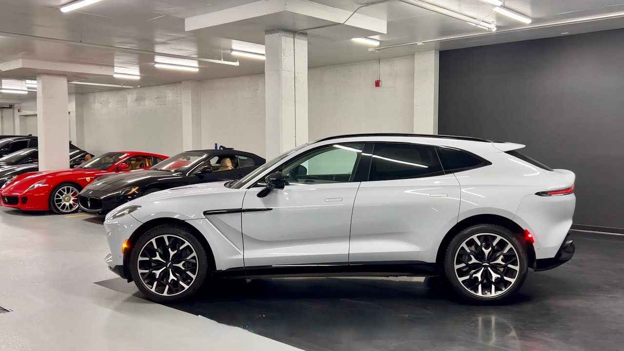 2022 Aston Martin DBX - Revs + Walkaround in 4k