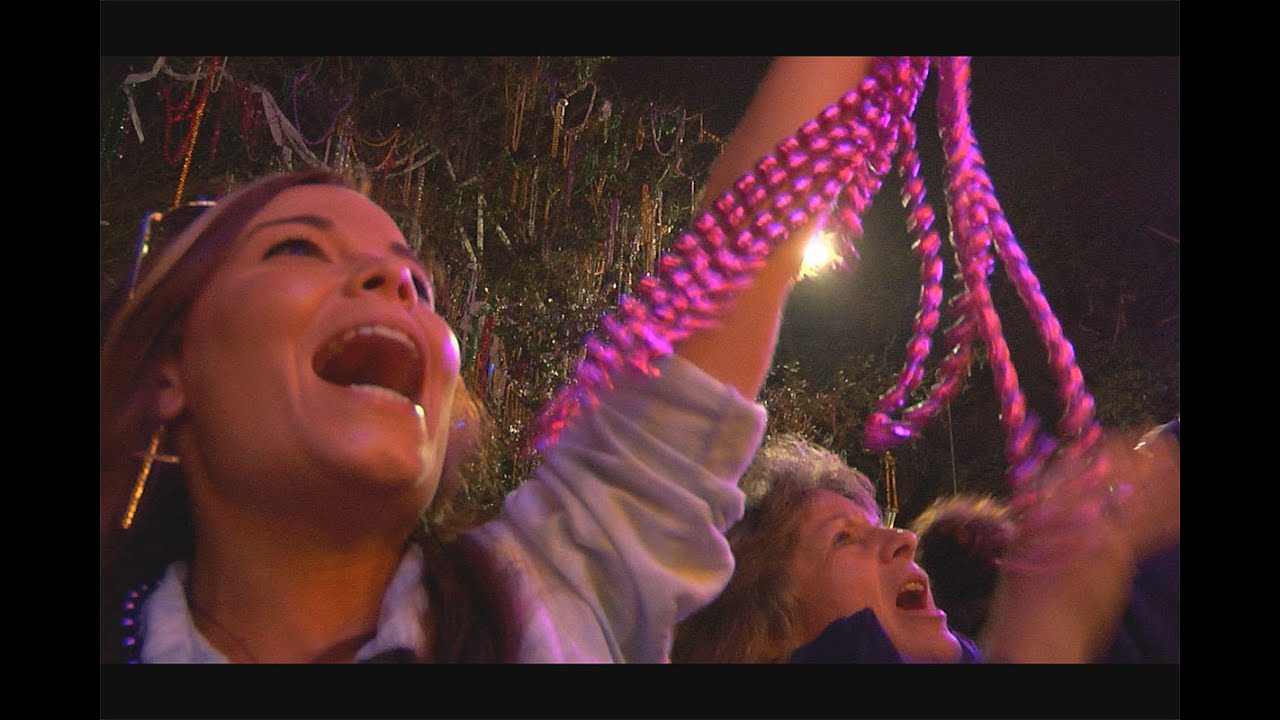 Parade Beads at MARDI GRAS New Orleans - WildTravelsTV.com