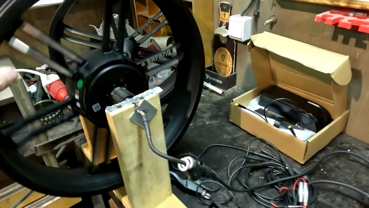 Paštaisīts Elektro velosipēds - pirmā sērija