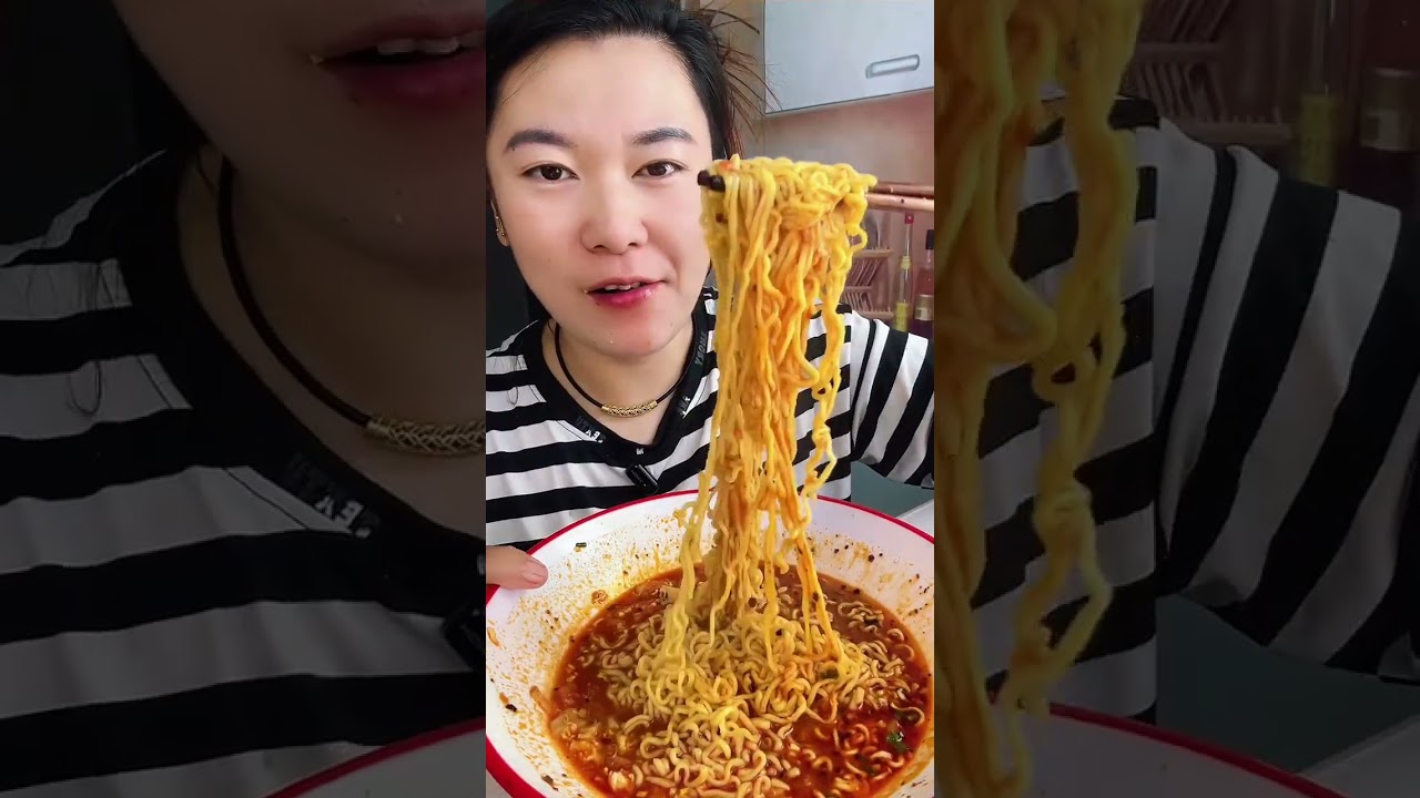 Delicious to eating spicy noodles #short #007