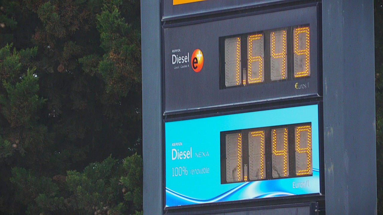 El gasoil i la gasolina s’encareixen per la tensió al Pròxim Orient