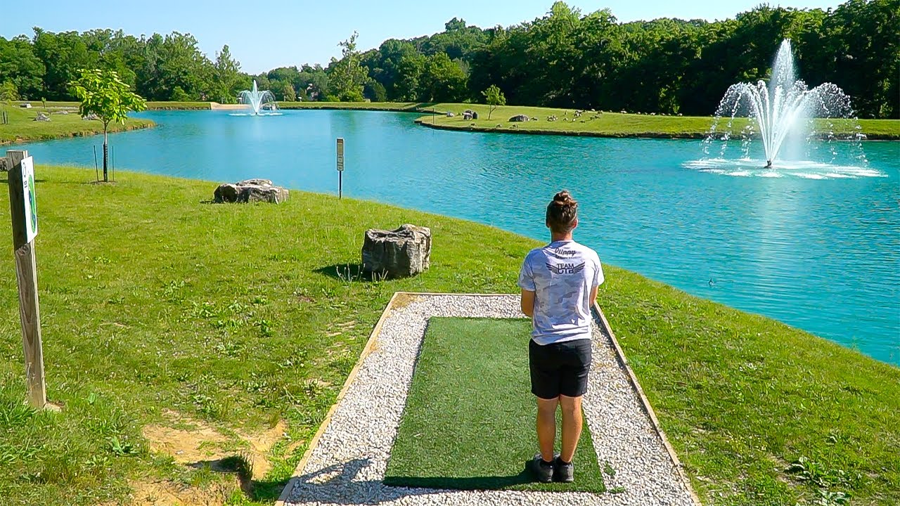 Logan University Disc Golf Course in Chesterfield Missouri