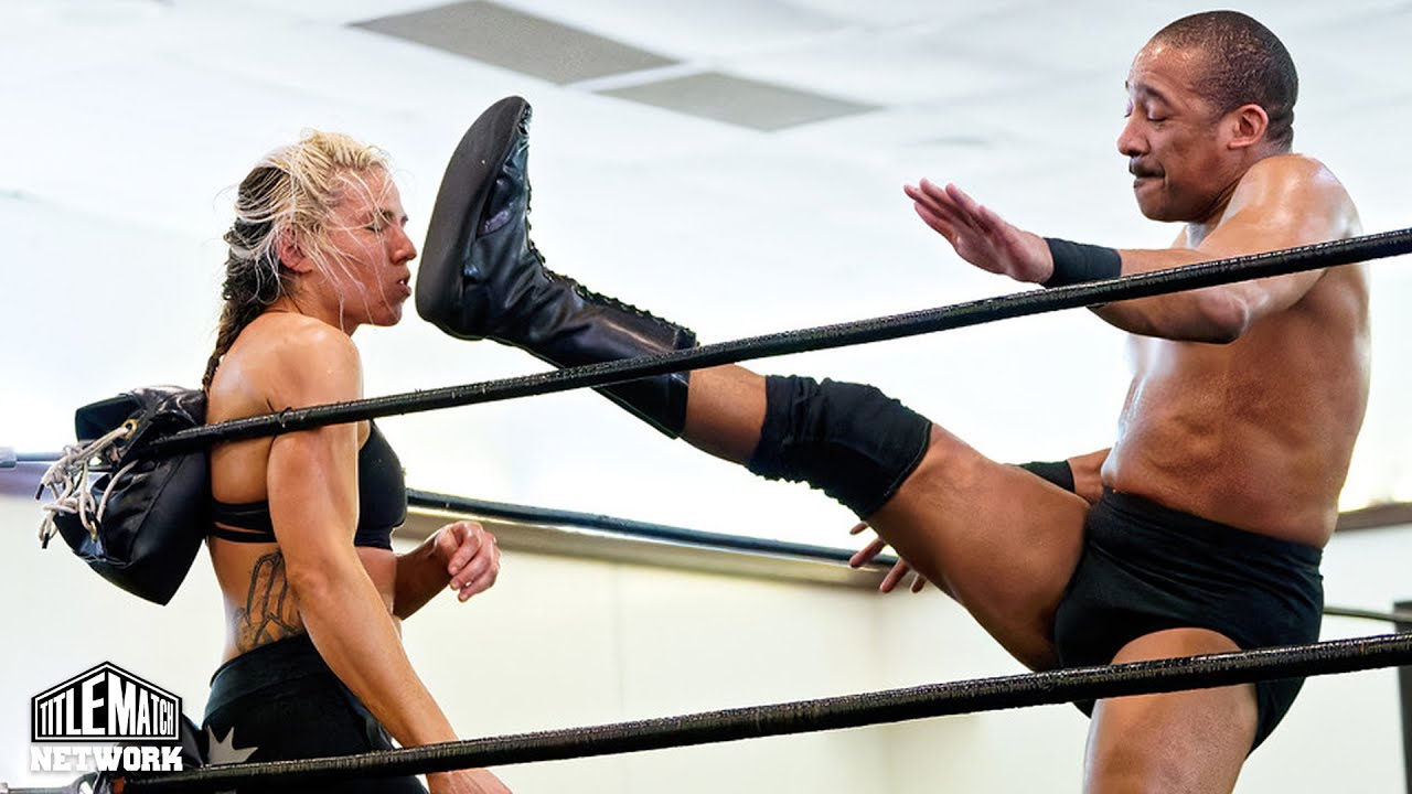 Marina Shafir vs Darius Carter (Intergender Wrestling) Queen of the North 3