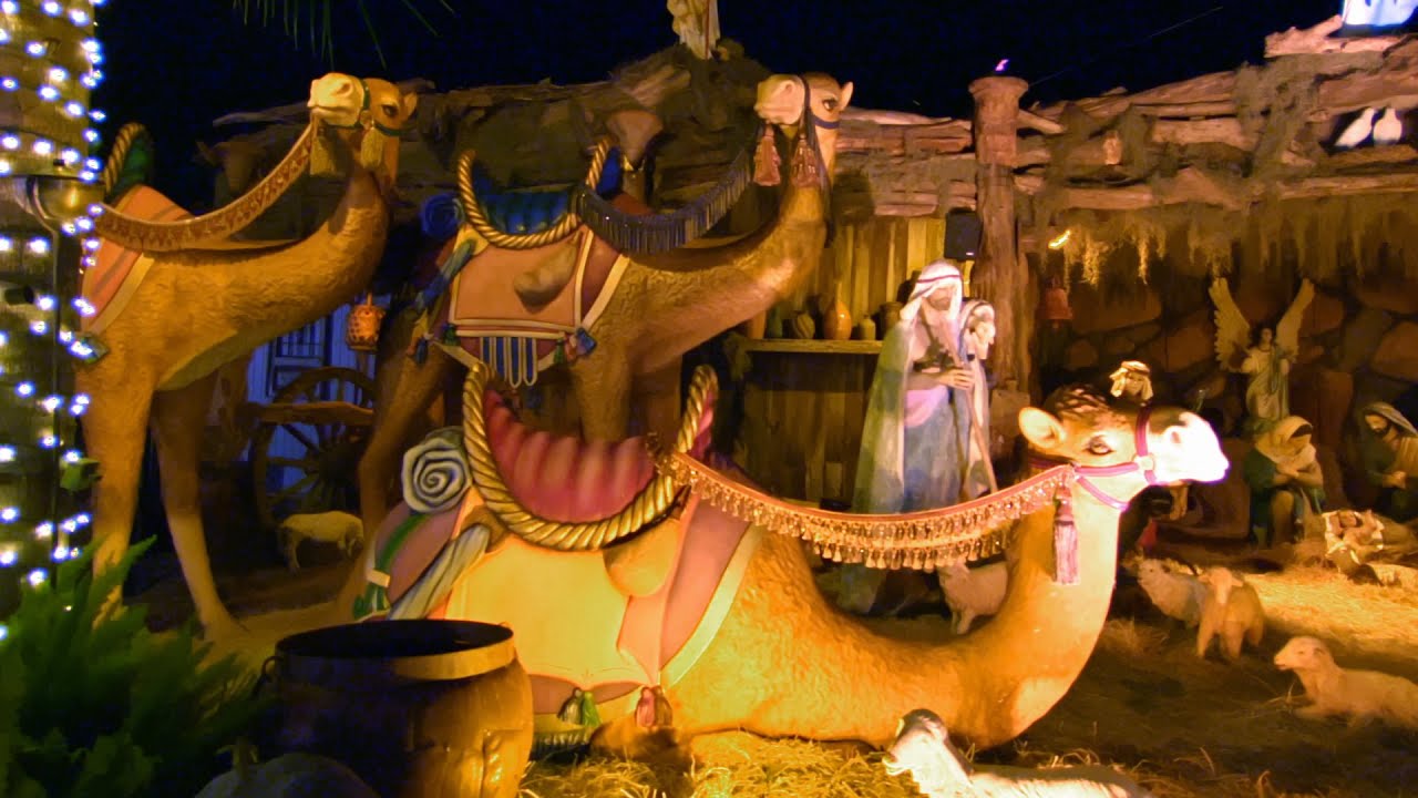 The Bocoanegra Family's Nativity Leaves Taniya Speechless - The Great Christmas Light Fight