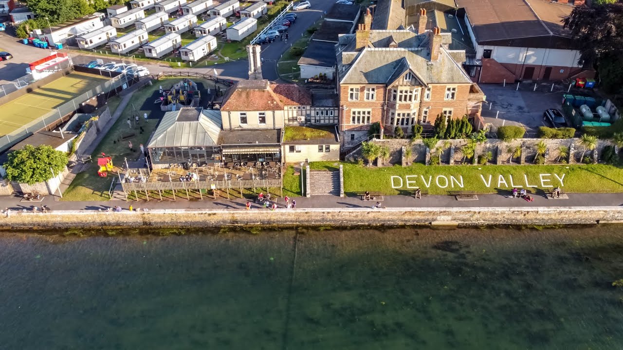 Devon valley holiday village 