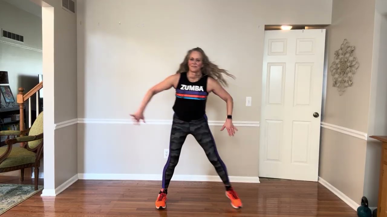 I JUST MIGHT (Bruno Mars) Zumba dance fitness choreography. 