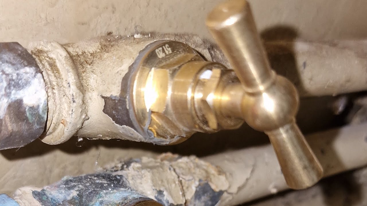 Comment remplacer la tête de robinet ou la tête a potence | Coupure d'eau générale | #dépannage