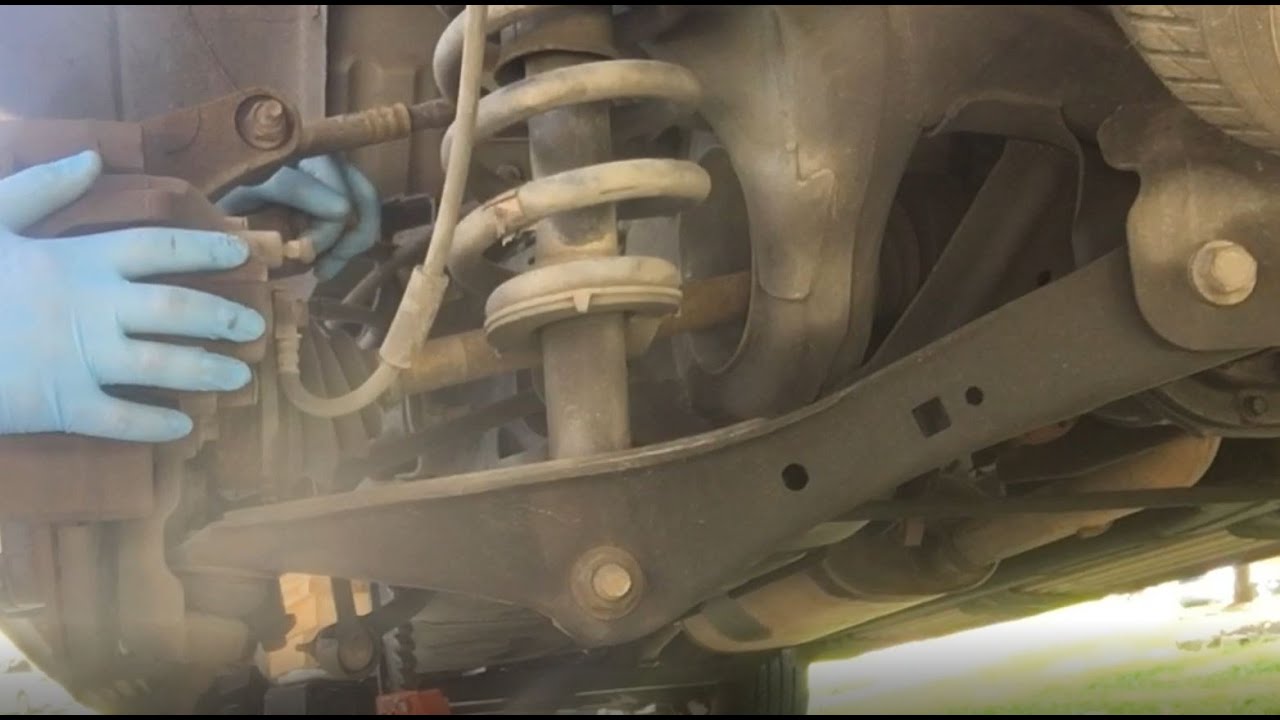2008 Ford Expedition - Squeaking From Rear Suspension - Strut Assembly Replacement