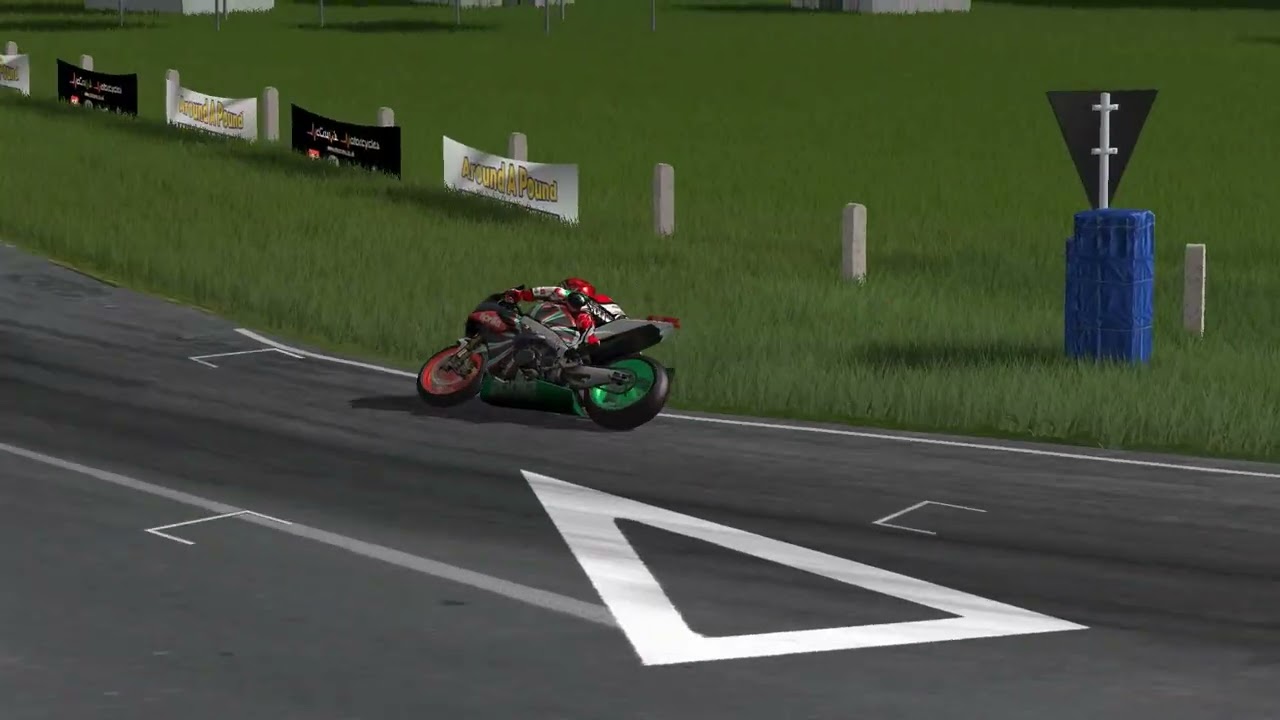 Tandragee 100 Hot Lap - Aprilia RSV4