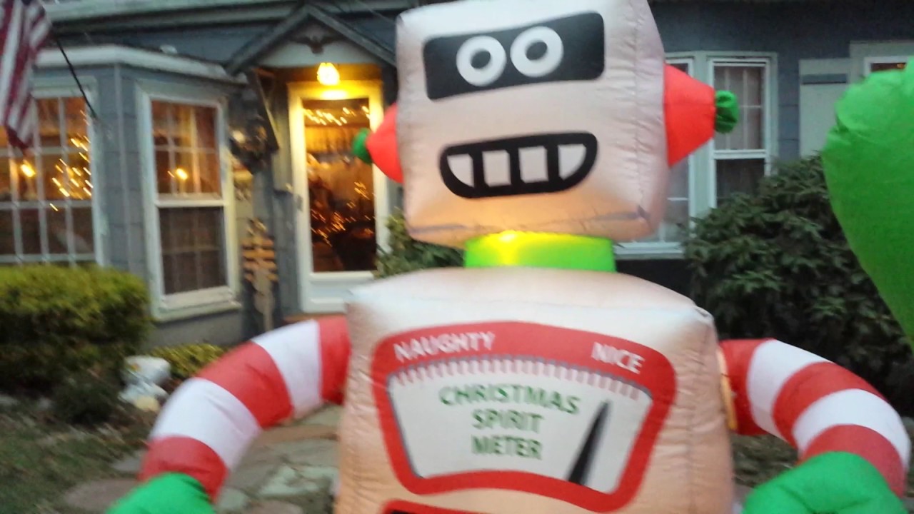 The talking inflatable show s4 ep1. Frankeeee gets hit by the snowman