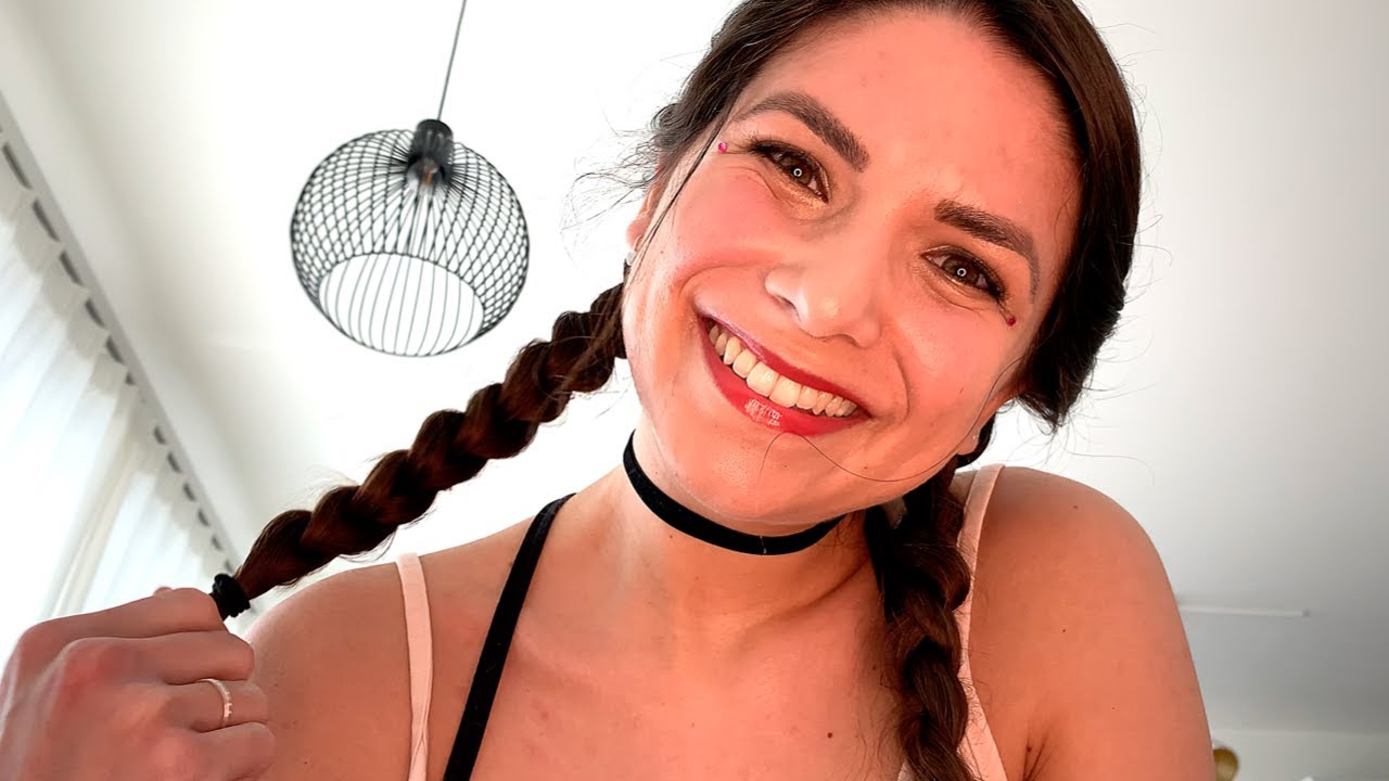 My 1st ASMR in German - BFF Does Your Make-Up in Bed (RP, Personal Attention, ASMRDeutsch)