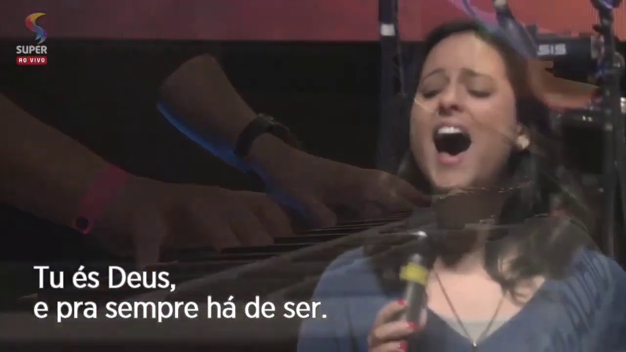 TU SOMENTE ÉS DEUS - Letra e música: Billy e Cindy Foote - Arr.: Dan Galbraith