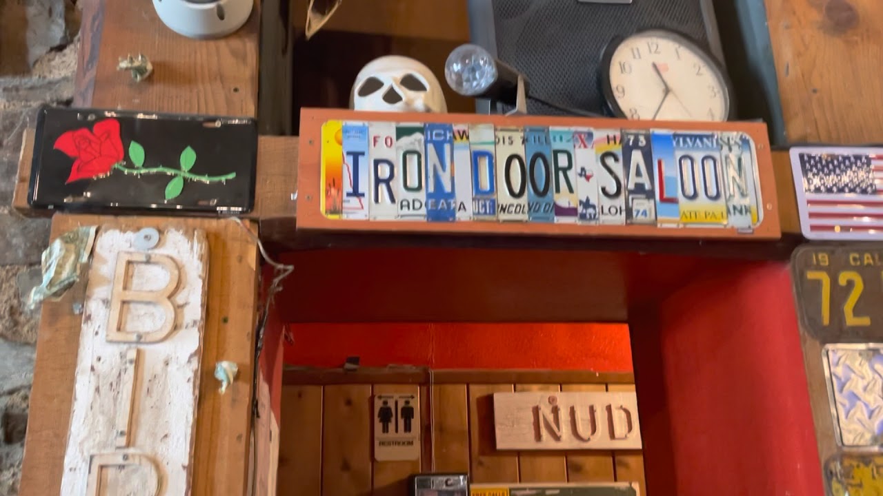 加州最古老的Iron Door Saloon
