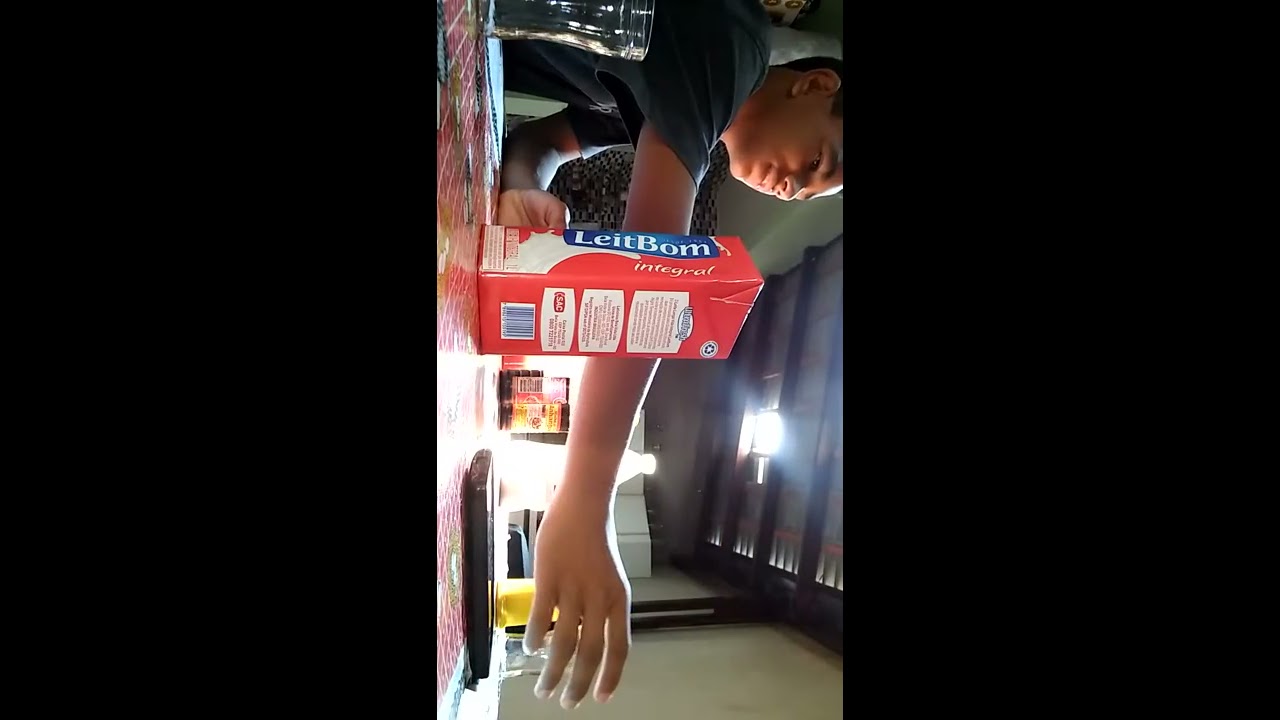 Misturando bebidas nojentas (VOMITEI?)